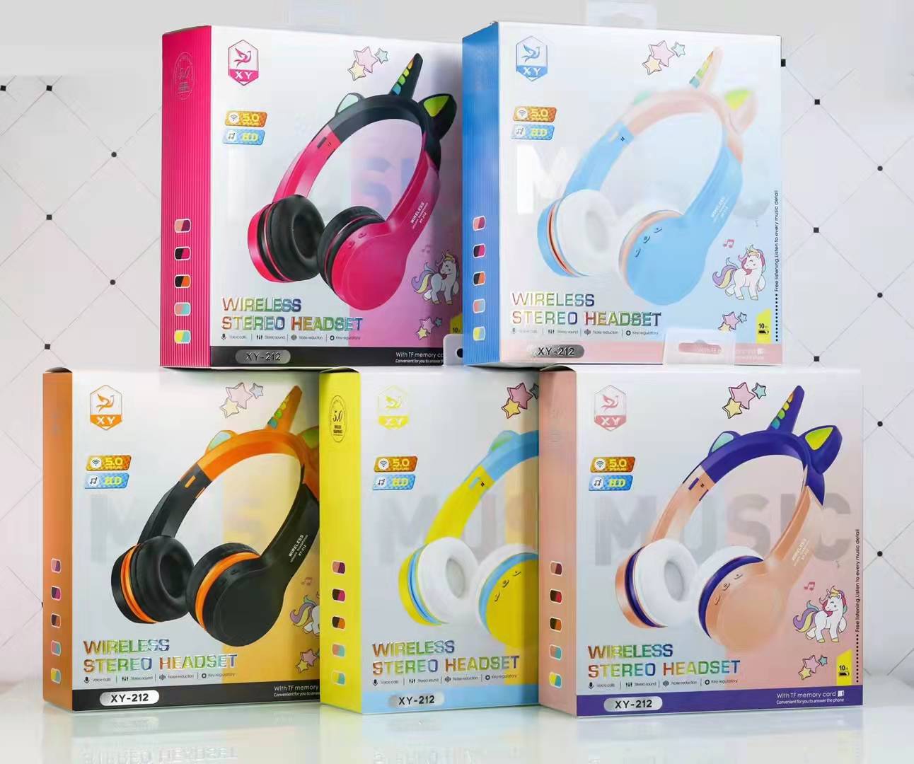 Fone de ouvido gamer com orelhas de gato